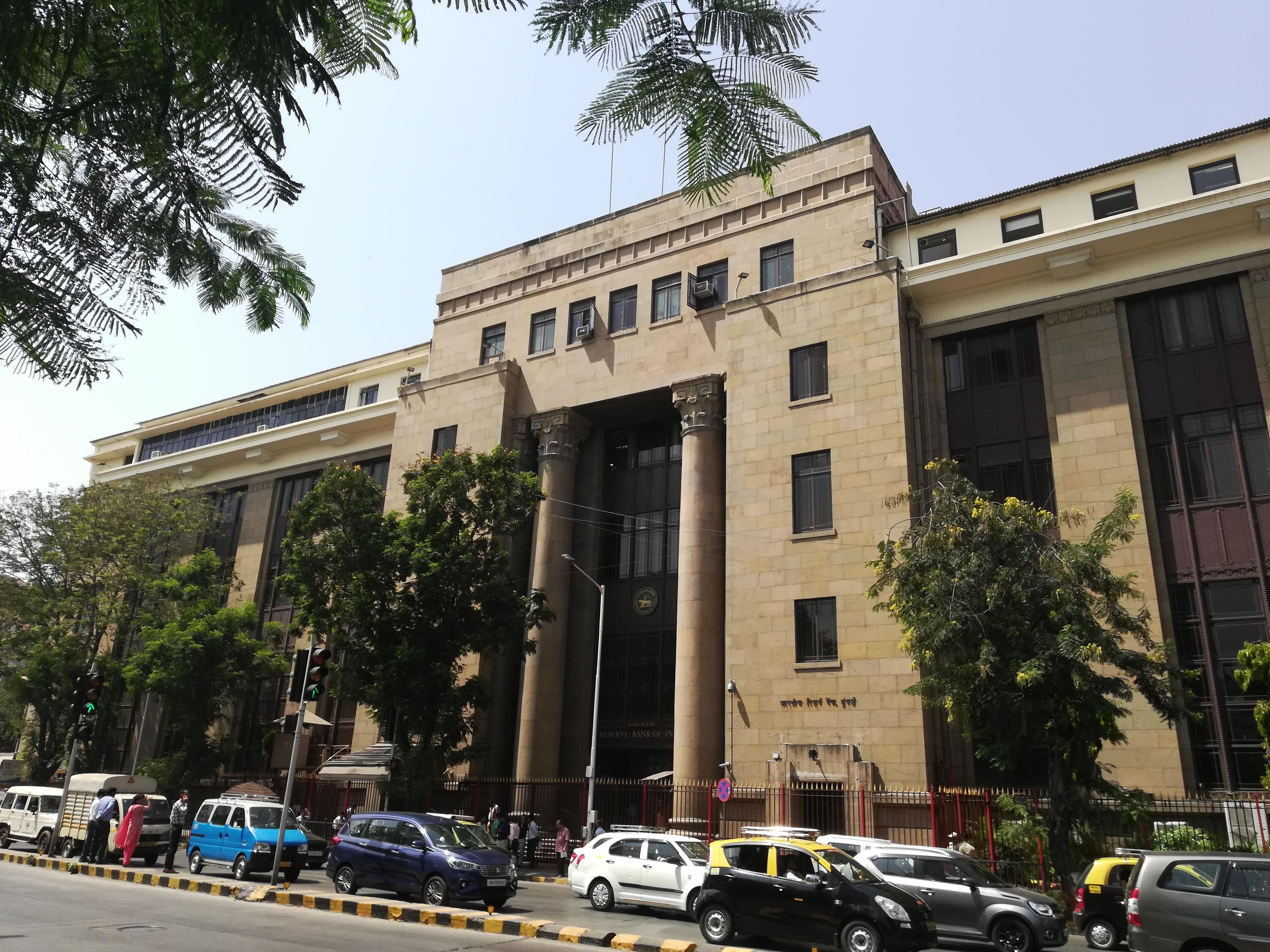 Insights into ‍the⁣ Responsibilities ⁢and‌ Duties of an RBI Office Attendant